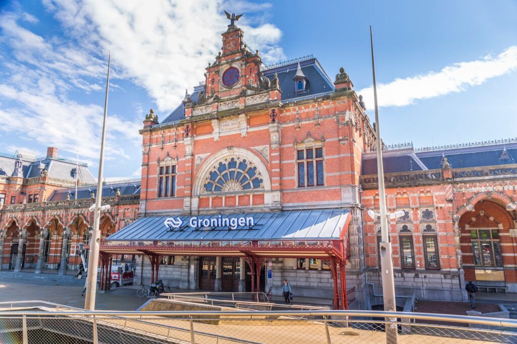 Station Groningen: het levendige hart van het Noorden