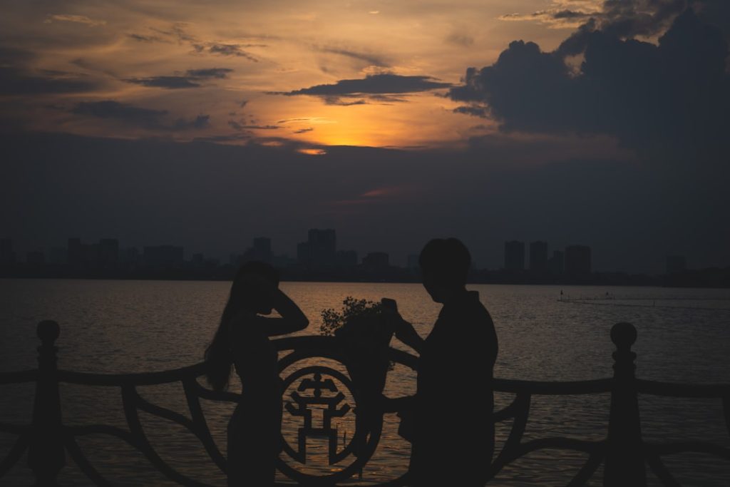 Liefde en nieuw begin: de relatie van Matthijs van Nieuwkerk en zijn vriendin