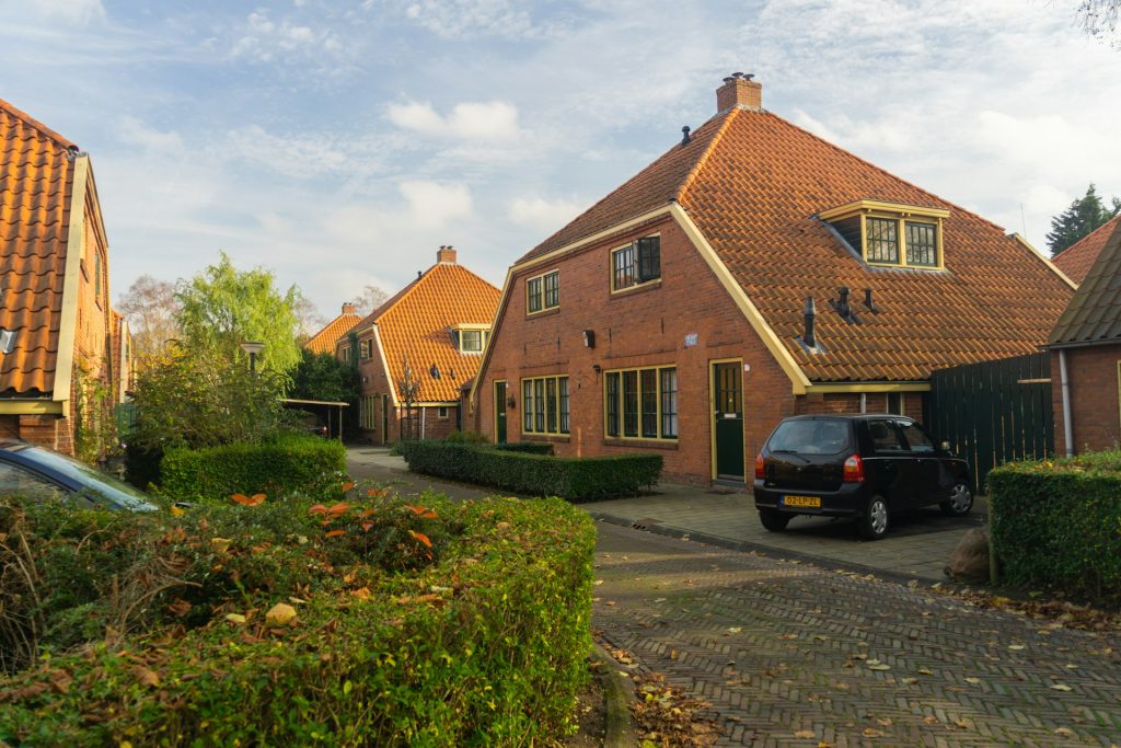 Scheuren in je muur: hoe weet je of het door de bodem komt?